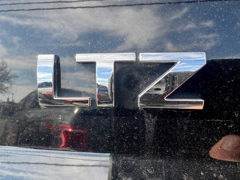 Chevrolet Suburban LTZ 1500 4WD 2015