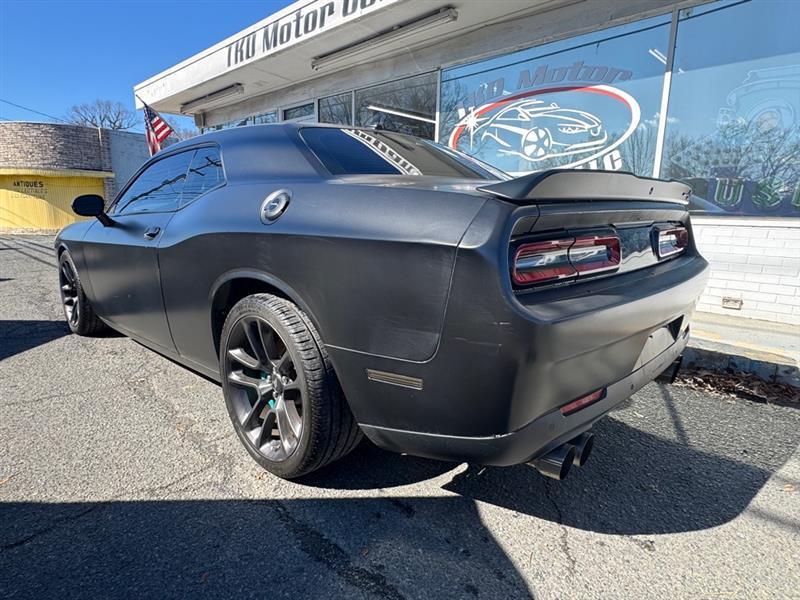 Dodge Challenger R/T SCAT Pack 2021