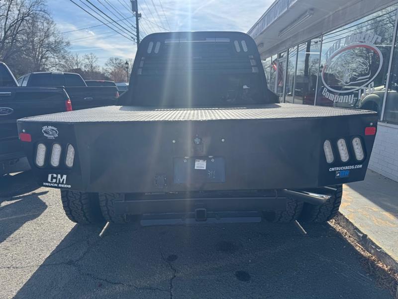 Ford F-350 SD XL Crew Cab Long Bed DRW 4WD 2011