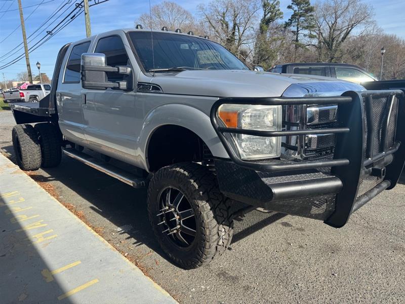 Ford F-350 SD XL Crew Cab Long Bed DRW 4WD 2011