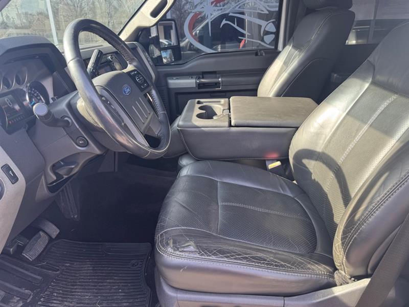 Ford F-350 SD XL Crew Cab Long Bed DRW 4WD 2011