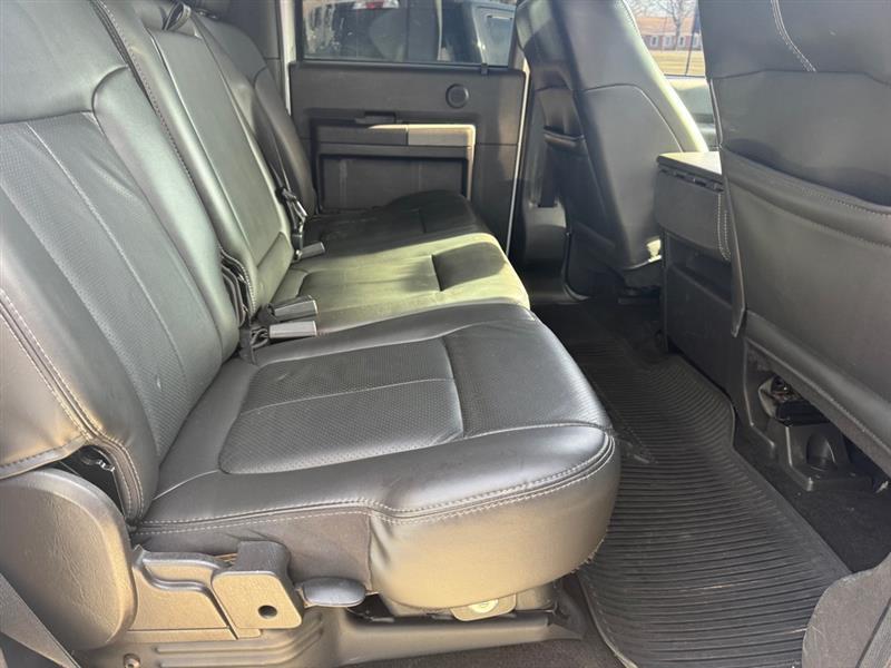 Ford F-350 SD XL Crew Cab Long Bed DRW 4WD 2011