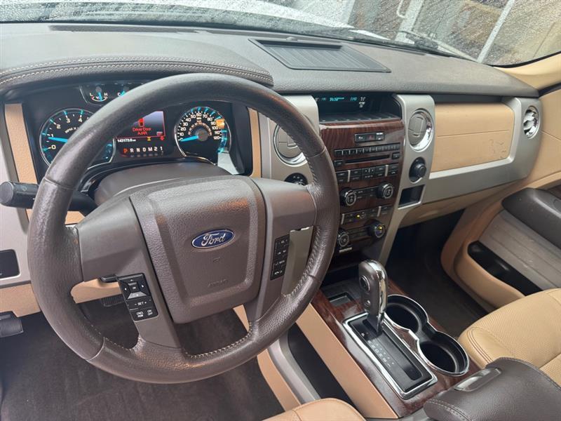 Ford F-150 XL SuperCrew 5.5-ft. Bed 4WD 2012