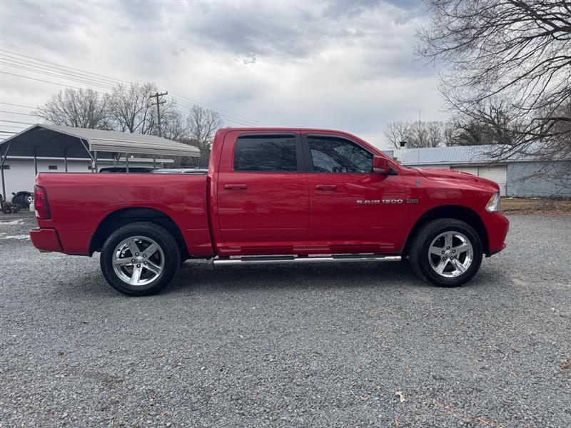 RAM 1500 Sport Crew Cab 4WD 2012