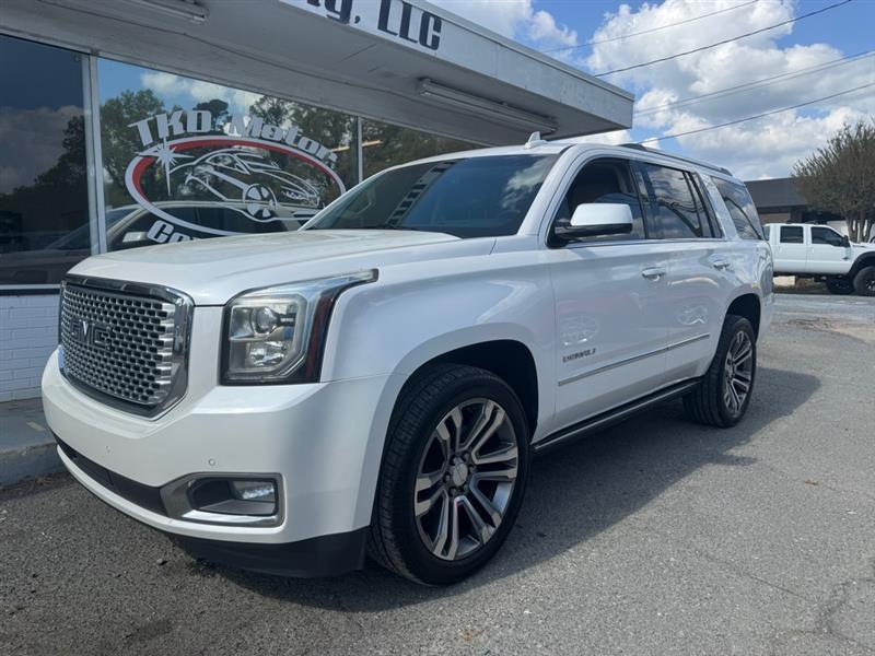GMC Yukon Denali 4WD 2017