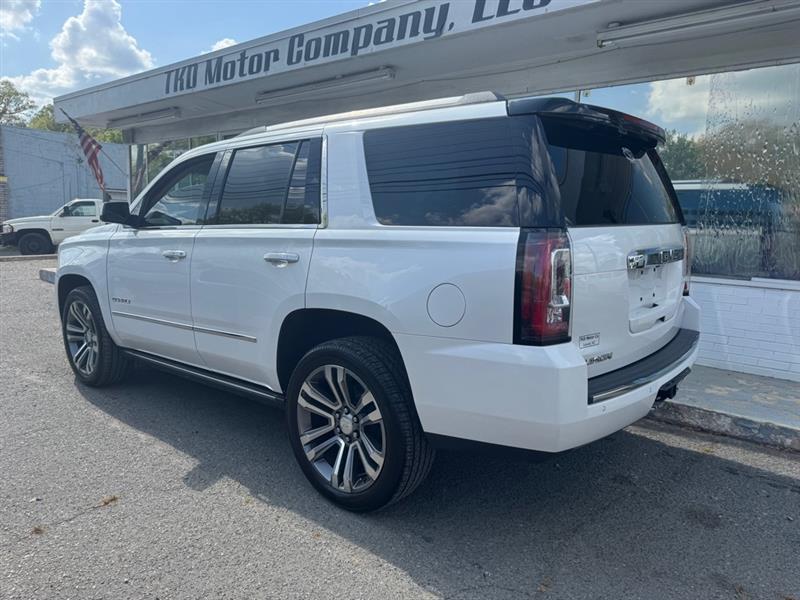 GMC Yukon Denali 4WD 2017