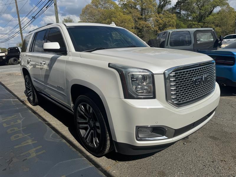 GMC Yukon Denali 4WD 2017