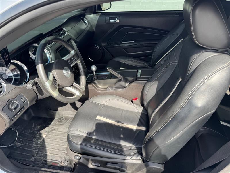 Ford Mustang GT Coupe 2010