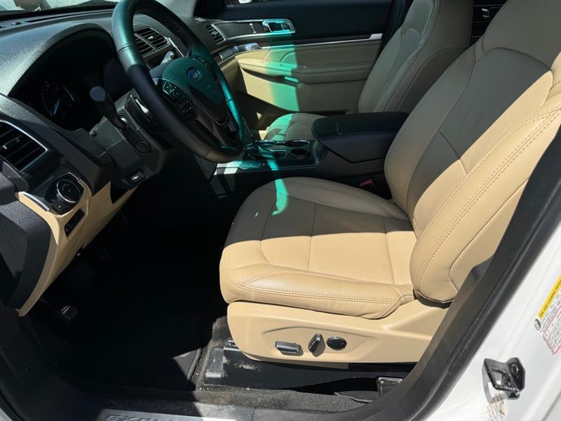 Ford Explorer Limited FWD 2017