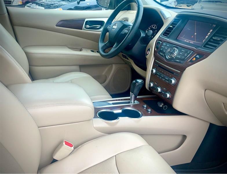 Nissan Pathfinder S 2WD 2017