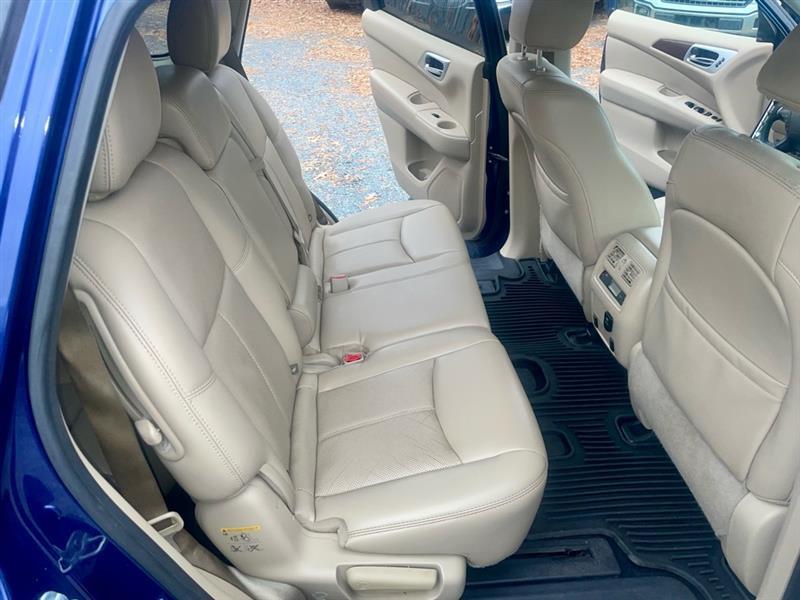 Nissan Pathfinder S 2WD 2017