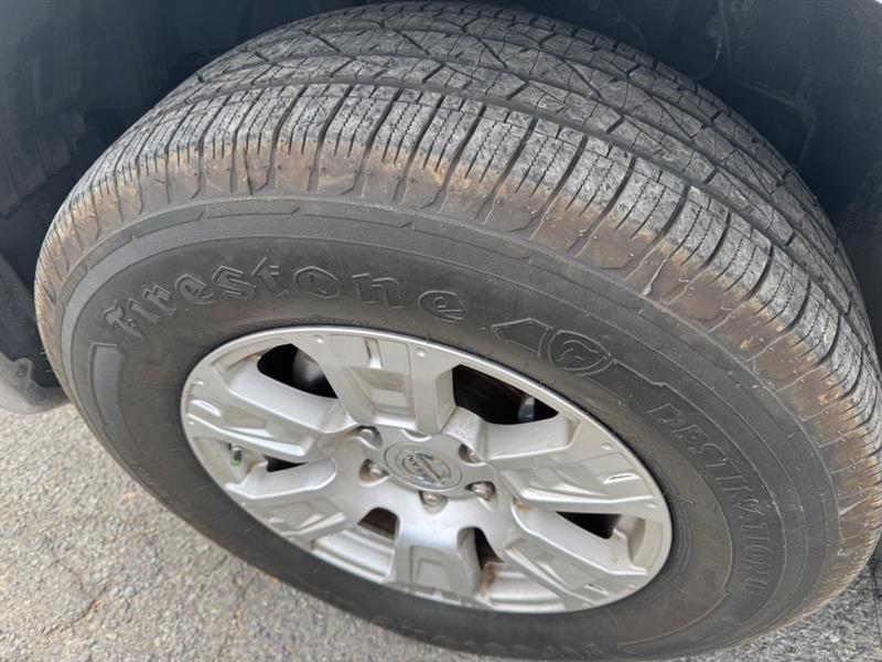 Nissan Titan SV Crew Cab 4WD 2018