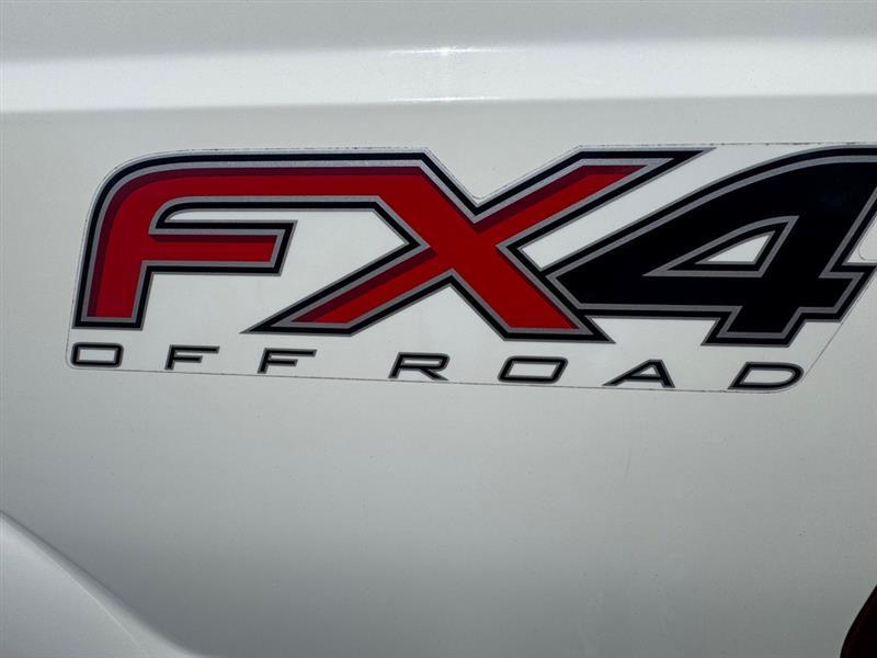 Ford F-250 SD King Ranch Crew Cab 4WD 2015