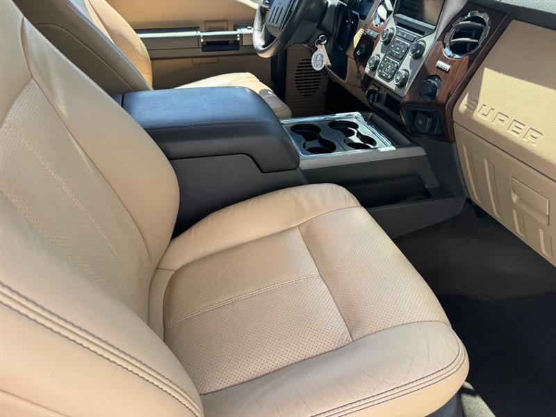 Ford F-250 SD King Ranch Crew Cab 4WD 2015