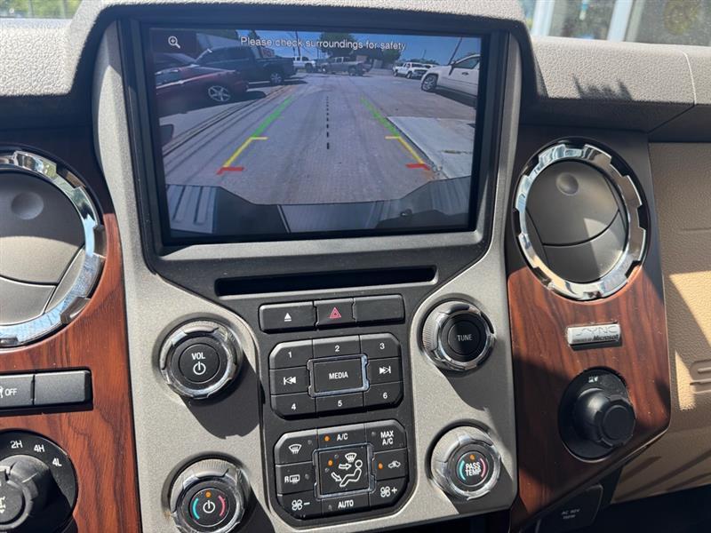 Ford F-250 SD King Ranch Crew Cab 4WD 2015