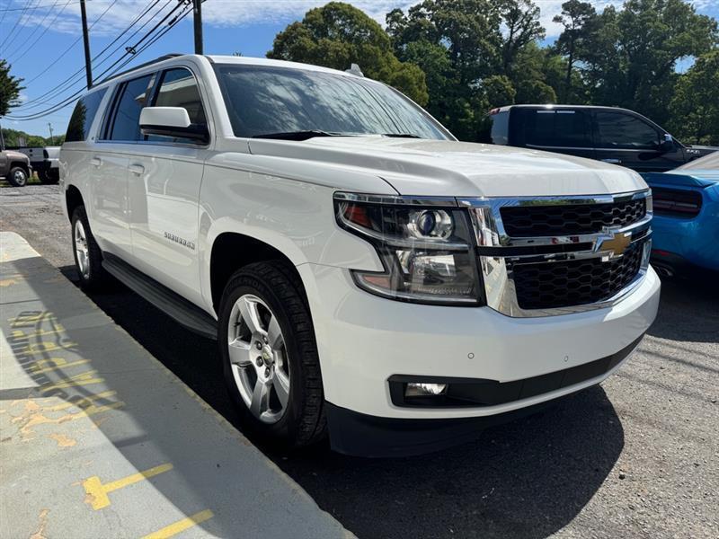 Chevrolet Suburban LT 1500 4WD 2015