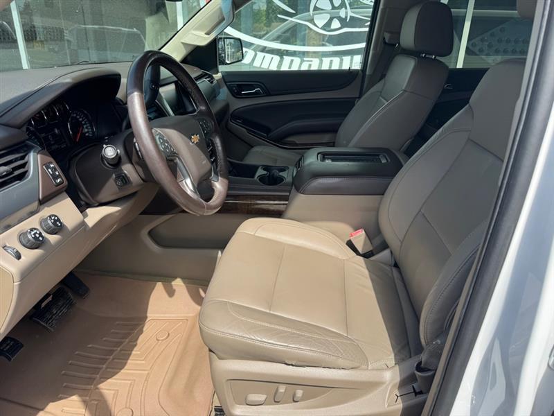 Chevrolet Suburban LT 1500 4WD 2015