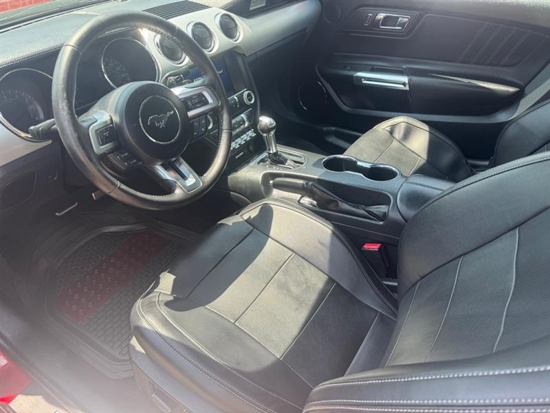 Ford Mustang GT convertible 2016