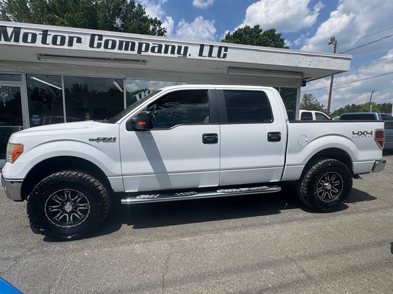 Ford F-150 XL SuperCrew 5.5-ft. Bed 4WD 2012