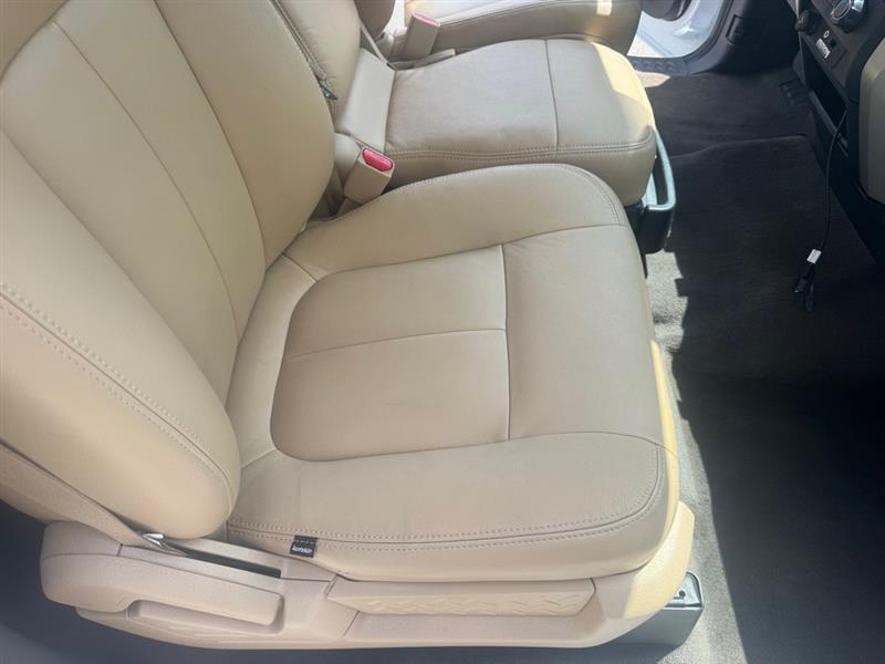 Ford F-150 XL SuperCrew 5.5-ft. Bed 4WD 2012