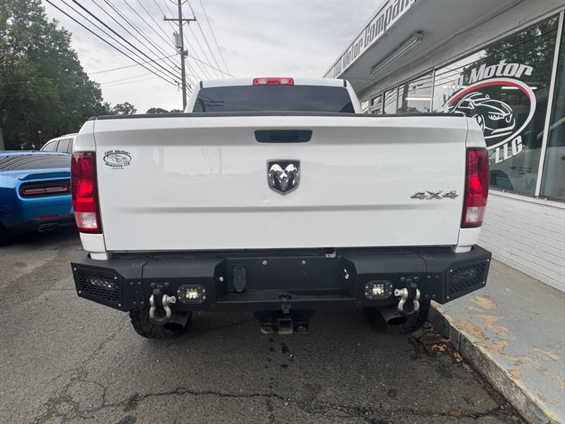 RAM 1500 Classic Tradesman Crew Cab SWB 4WD 2020