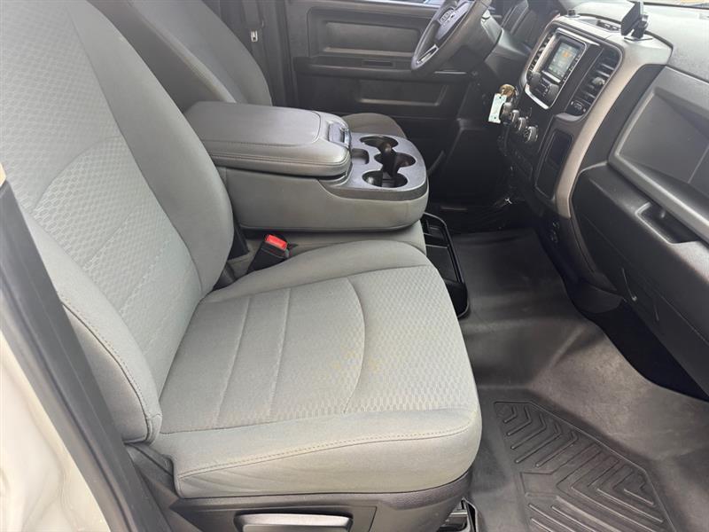 RAM 1500 Classic Tradesman Crew Cab SWB 4WD 2020