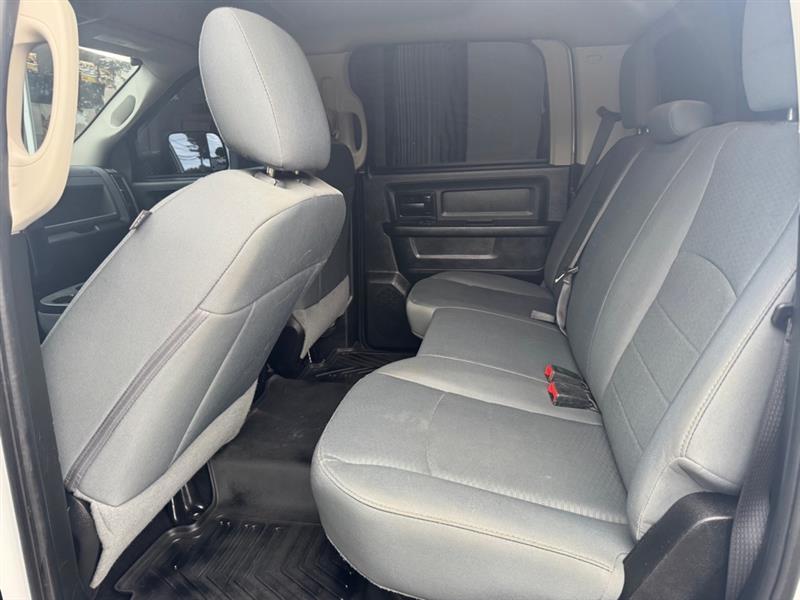 RAM 1500 Classic Tradesman Crew Cab SWB 4WD 2020