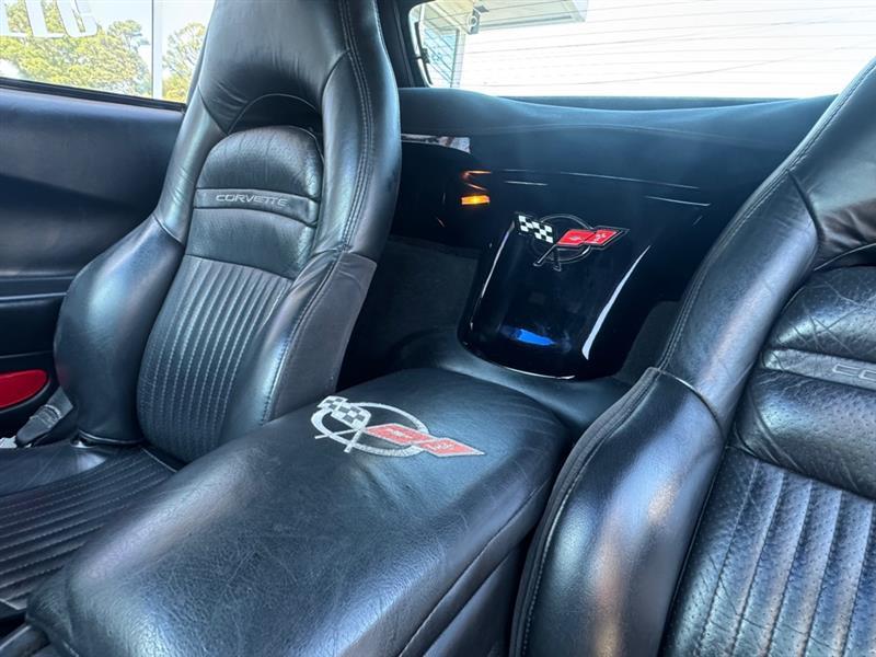 Chevrolet Corvette  2000