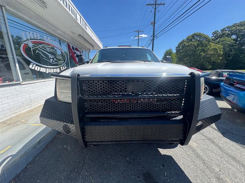 GMC Sierra 3500HD Work Truck Crew Cab 4WD 2011