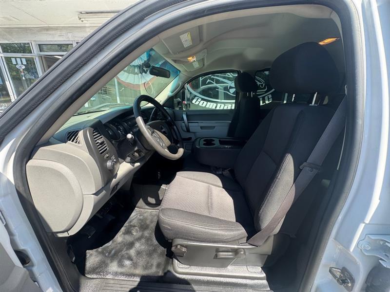 GMC Sierra 3500HD Work Truck Crew Cab 4WD 2011