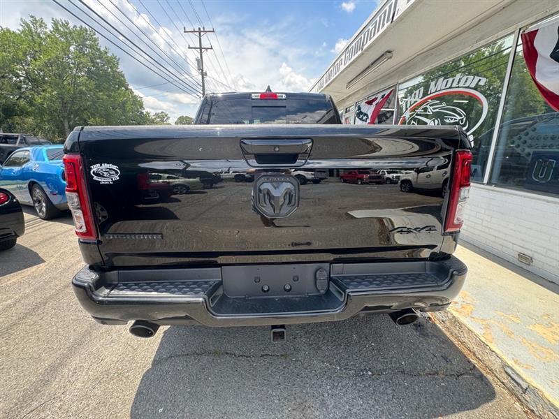 RAM 1500 Big Horn Crew Cab SWB 4WD 2020