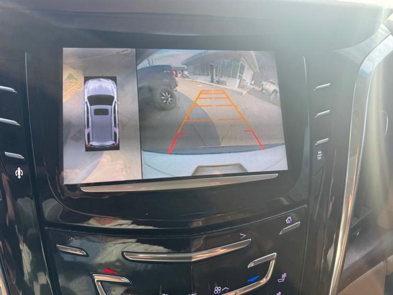 Cadillac Escalade ESV Platinum 4WD 2015