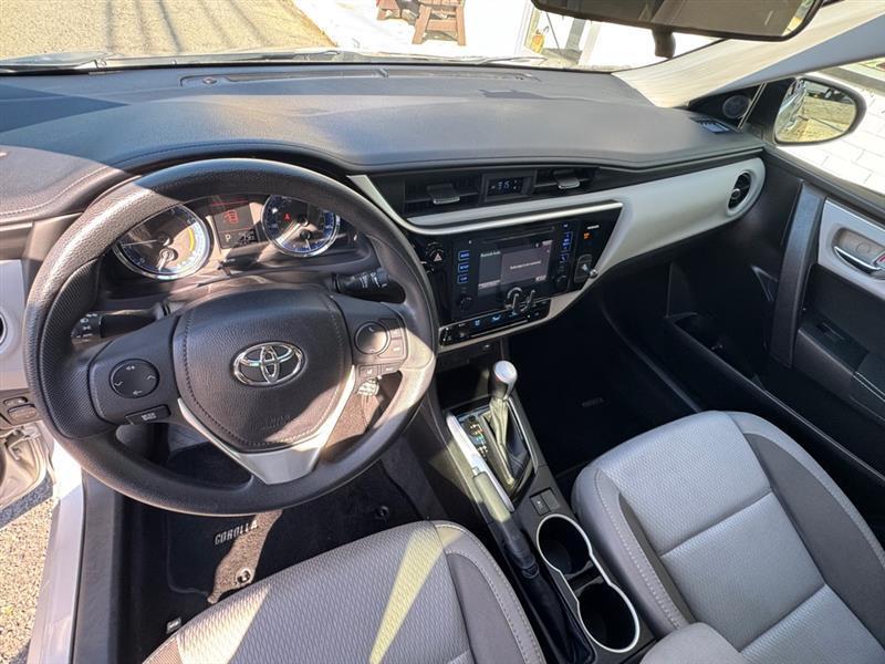 Toyota Corolla L CVT 2017