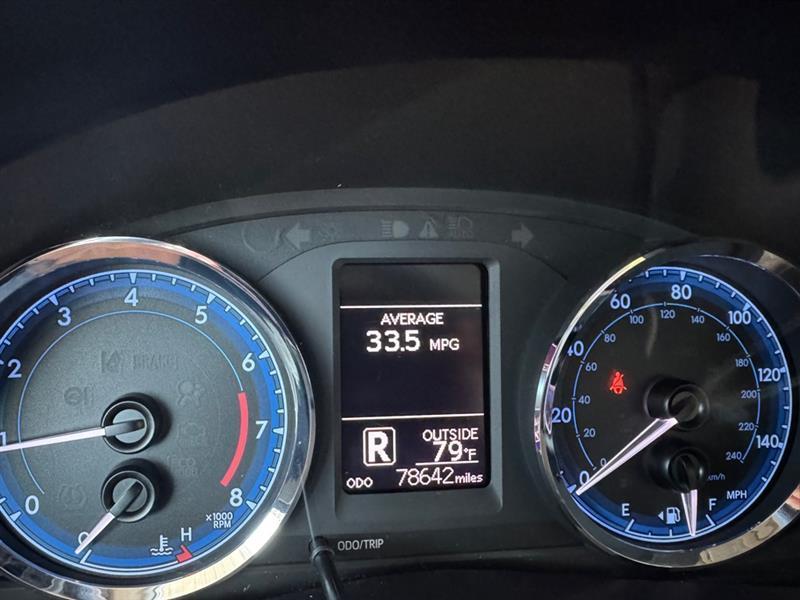 Toyota Corolla L CVT 2017
