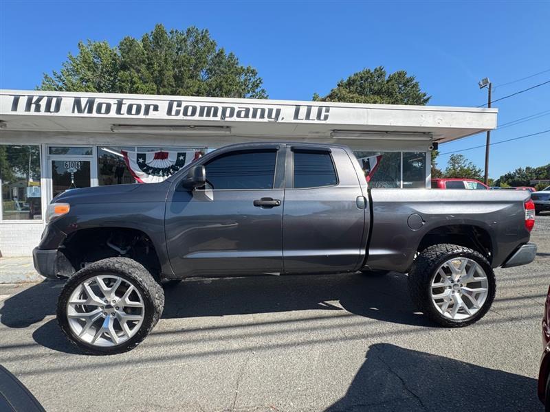 Toyota Tundra SR5 4.6L V8 Double Cab 2WD 2014