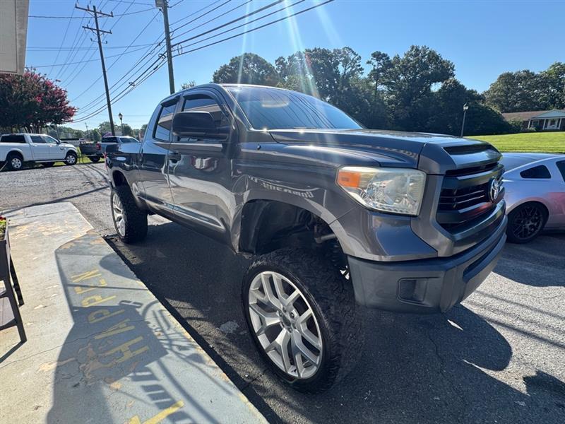 Toyota Tundra SR5 4.6L V8 Double Cab 2WD 2014