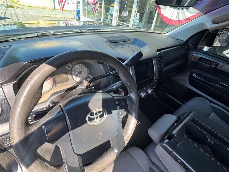 Toyota Tundra SR5 4.6L V8 Double Cab 2WD 2014