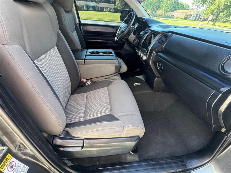 Toyota Tundra SR5 4.6L V8 Double Cab 2WD 2014