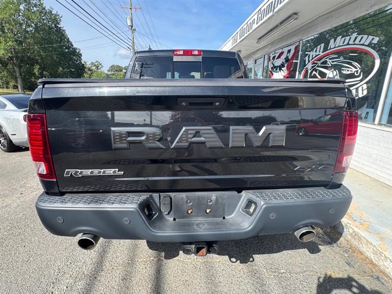 RAM 1500 Rebel Crew Cab SWB 4WD 2017