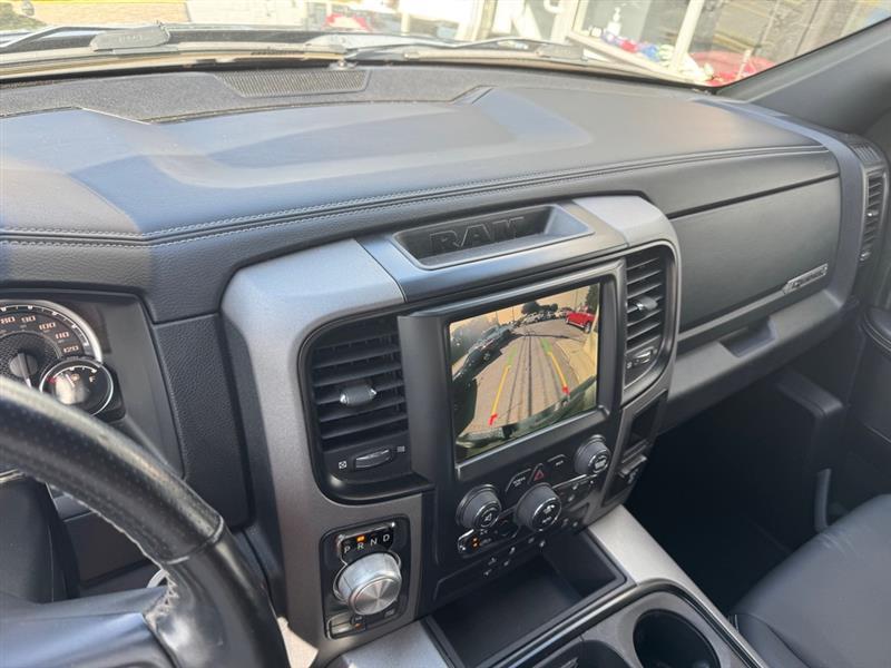 RAM 1500 Rebel Crew Cab SWB 4WD 2017