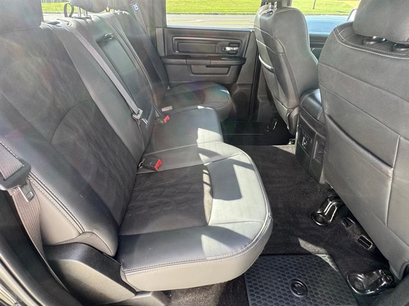 RAM 1500 Rebel Crew Cab SWB 4WD 2017