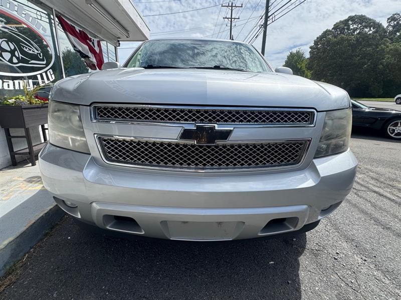 Chevrolet Tahoe LT 2WD 2011