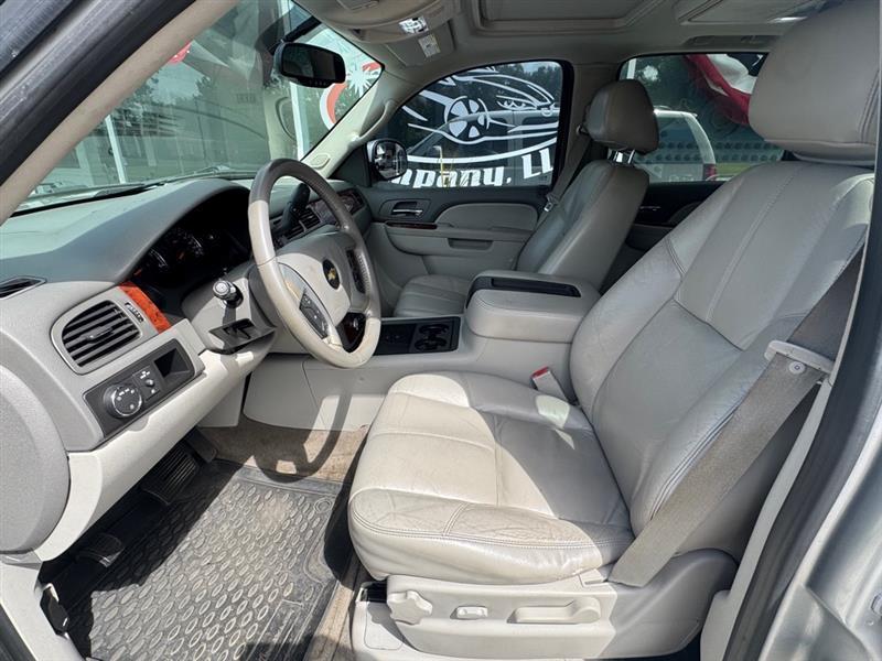 Chevrolet Tahoe LT 2WD 2011