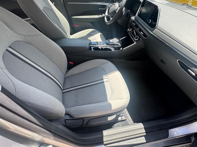 Hyundai Sonata SEL 2021