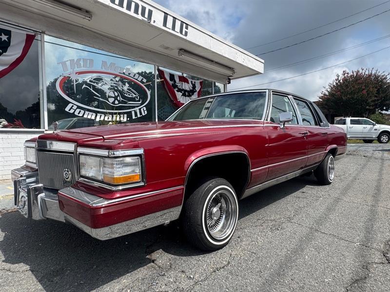 Cadillac Brougham Base 1991