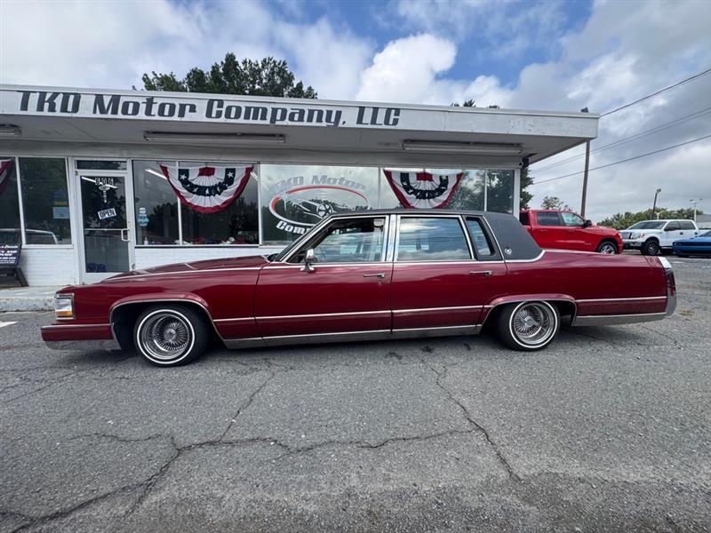 Cadillac Brougham Base 1991