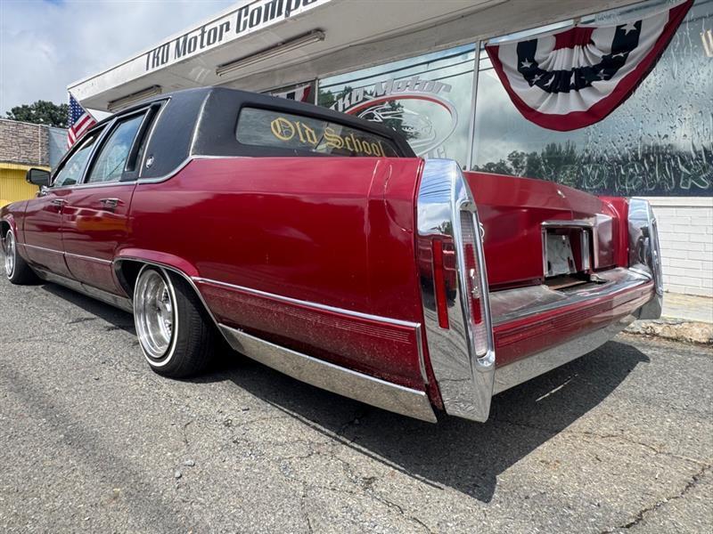 Cadillac Brougham Base 1991