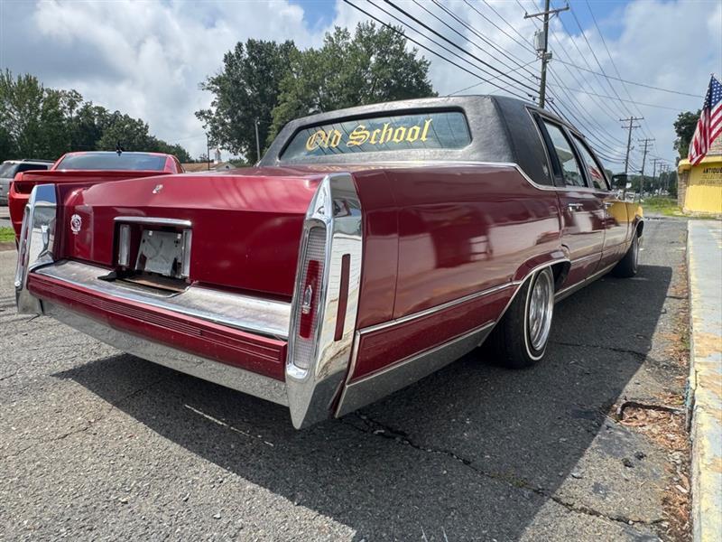 Cadillac Brougham Base 1991