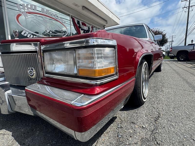 Cadillac Brougham Base 1991