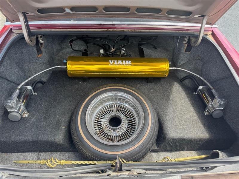 Cadillac Brougham Base 1991